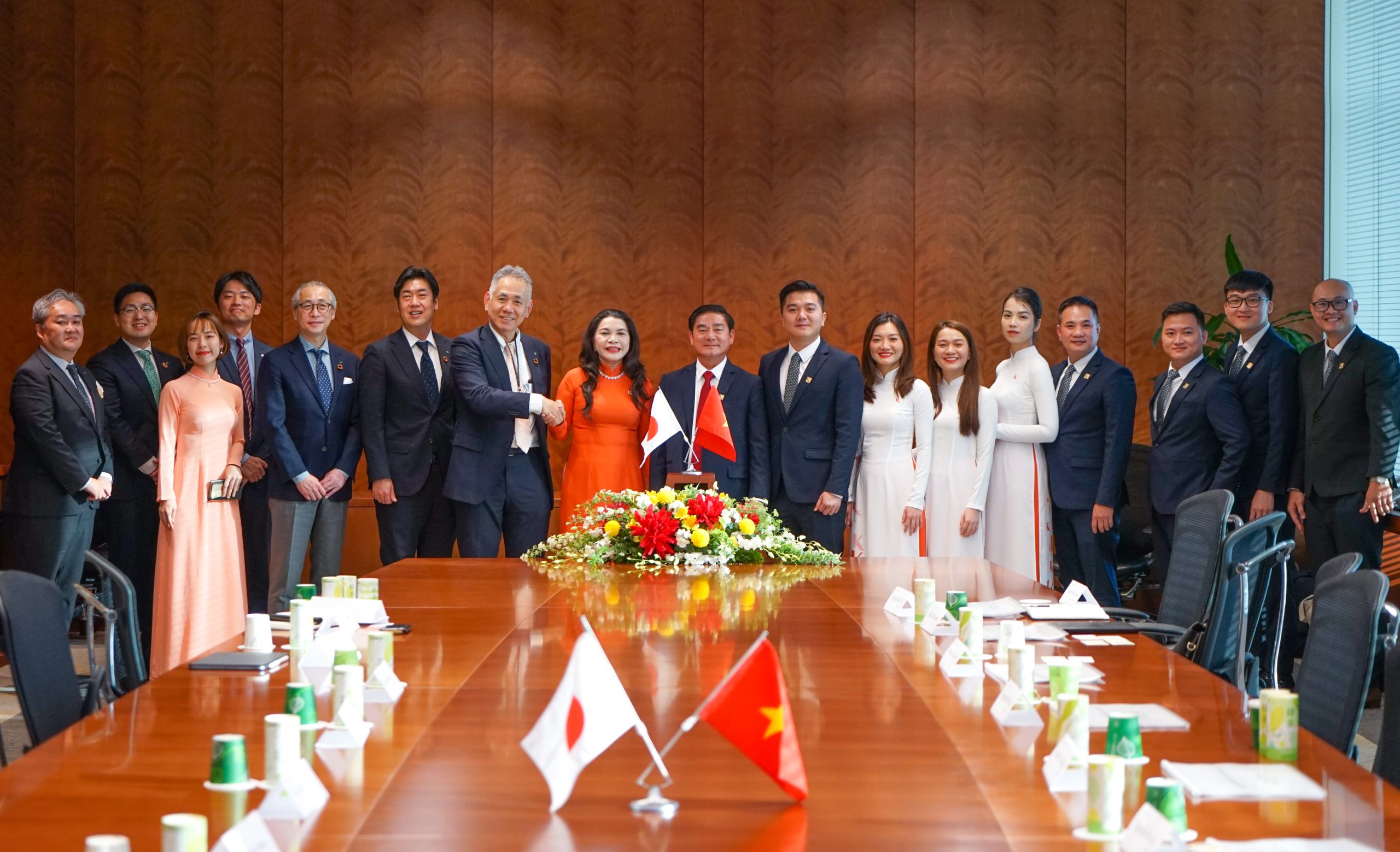 kim oanh land